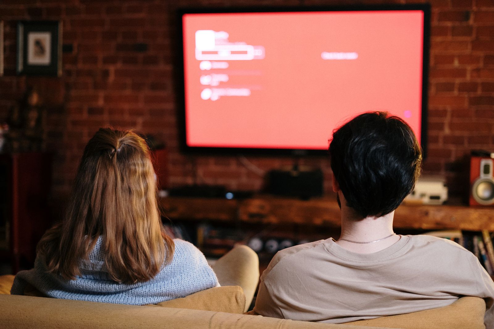 Beste IPTV Anbieter Deutschland 2026 – IPTV-Dienste im Vergleich Beste IPTV Anbieter Deutschland 2026 im Vergleich: Preise, Sender, 4K-Qualität, Geräte, Testzugänge und Legalität